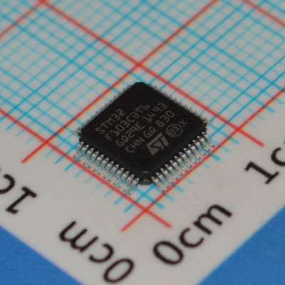 STM32F103CBT6 72MHz Cortex-M3 MCU 128KB Flash 20KB RAM 2x12-Bit ADC 3xUSART USB/CAN LQFP-48 2,0-3,6V -40°C bis +85°C Industriequalität
