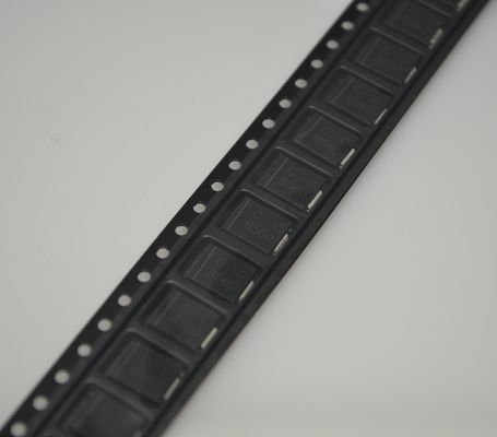 CDBC560-G 560Ω@100MHz Allgemeinmodus Ersticken hoher Strom Nennwert Breiter Temperaturbereich Niedriger DCR Ausgezeichnete EMI-Unterdrückung RoHS-konform Kompaktes Design Strom- und Datenleitungsschutz