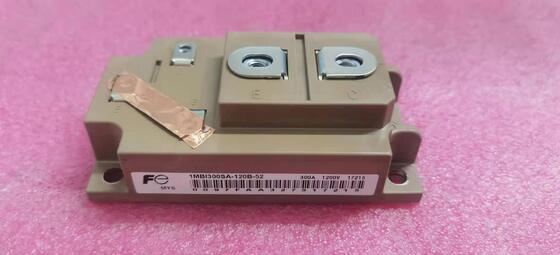 1MB1300SA-120B-52 1200V 1300A Halbbrücken-IGBT-Modul Niedrig Vce ((sat) Hohe Kurzschlussrobustheit Niedriger Schaltverlust Press-Fit-Technologie für schwere industrielle Antriebe und Hochleistungs-UPS