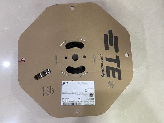 280756-4 4-Position 2,5mm Raster Buchse Crimpgehäuse mit Friktionsverriegelung, Panel Mount, UL 94V-0, polarisiert, 4,5A Nennstrom für Stromverteilung und Industriesteuerungen