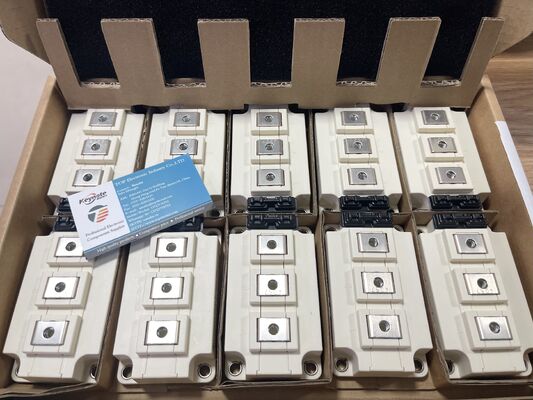FF400R06KE3HOSA1 600 V 400 A IGBT-Halbbrückenmodul, Trench-Stop-Technologie, niedrige VCEsat, schnelles Schalten, robust für Wechselrichter und Antriebe