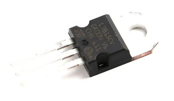 L7815CV-DG 15V 1.5A Linearregulator TO-220 Schutz vor Wärme/Kurzschluss ±4% Genauigkeit von -40°C bis +125°C