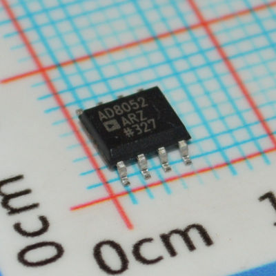 AD8052AR: 300MHz Dual Op Amp, 140V/μs Schleifgeschwindigkeit, 4,5nV/√Hz Lärm, ±5V bis ±15V Versorgung, SOIC-8, -40°C bis +85°C