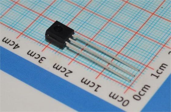 P34836 5G NR HF-Leistungsverstärker 3.3-5V Versorgung 28dB Gewinn 30-6000MHz QFN-16 +105°C Betrieb Integrierte Bias-Kontrolle