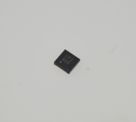 ADM7172ACPZ-R7 6.5V 2A Ultra-niedriges Rauschen LDO 1μV RMS Rauschen 75dB PSRR @ 1MHz 2.3-6.5V Eingang LFCSP-8 -40°C bis +125°C
