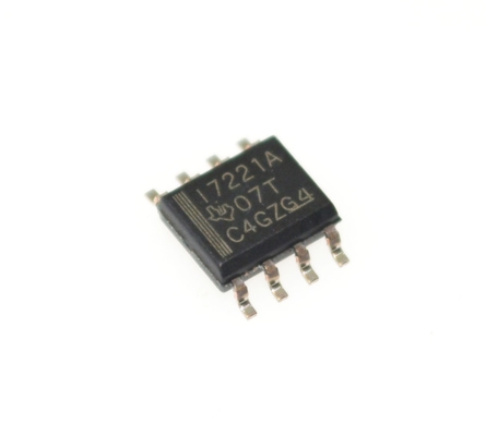 ISO7221ADR Digitalisolator 1-Kanal 150Mbit/s Hochgeschwindigkeits-3kVrms-Isolation 3,1ns Verzögerung 2,7-5,5V Weitbereichsspannung -40°C bis +125°C SOIC-8-Gehäuse