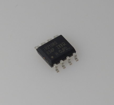 IR2106STRPBF 600V Halbbrücke-Treiber 200mA Ausgang Schnellschalter UVLO, geringe Ausbreitungsverzögerung SOIC-8 Ideal für Motorantriebe und Inverter