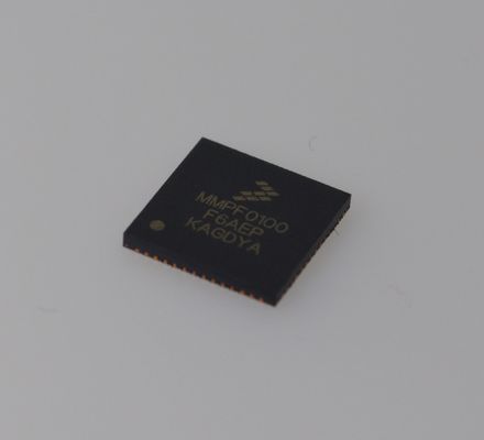 MMPF0100F6AEP i.MX-optimierte PMIC mit 6 Bucks+6 LDOs I2C Steuerung 3,0-5,5 V Eingangsdynamische Spannung Skalierung von -40 °C bis +105 °C 64-QFN