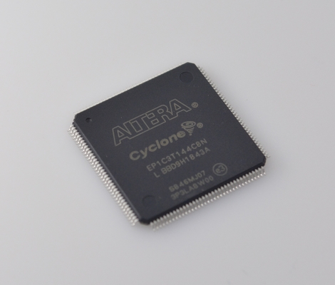 EP1C3T144C8N Cyclone FPGA mit 2.910 LEs, 144-Pin TQFP, 3,3V Betrieb, On-Chip PLL, kostengünstig & flexible I/O für Embedded Control & Prototyping