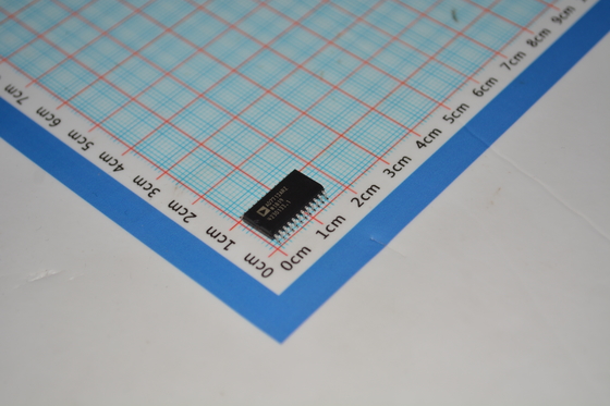 AD7712ARZ 24-Bit Σ-Δ ADC mit rauscharmem On-Chip-PGA 5V/3V Betrieb Hohe Genauigkeit Flexible Filterung und geringe Leistung für Präzisionsmessungen