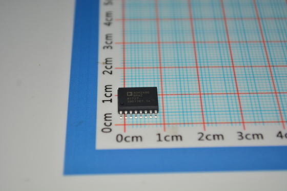ADM2486BRWZ Isolierter RS-485-Transceiver 500kbps 2.5kV Isolation ±15kV ESD 3V/5V Logik Hohe CMR Industrie-Temperatur für PLC/Motorsteuerung