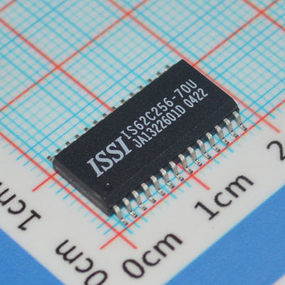 IS62C256-70U 32Kx8 High-Speed SRAM 70ns Zugriffszeit Low Power CMOS 5V Betrieb Industrial Temp Bereich TTL-kompatibel Zuverlässige Datenhaltung Benutzerfreundliches 28-Pin-Gehäuse