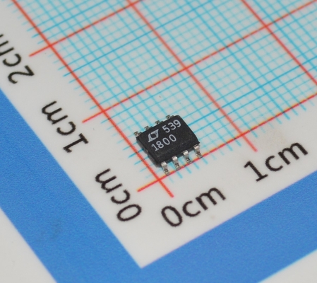 LT1800CS8#PBF Operationsverstärker 100 MHz Verstärkungs-Bandbreite 450 V/µs Anstiegsrate 3,5 nV/√Hz Rauschen 2,7-12,6 V Versorgung Rail-to-Rail I/O 8-Pin SOIC -40 °C bis 85 °C Geringe Leistung