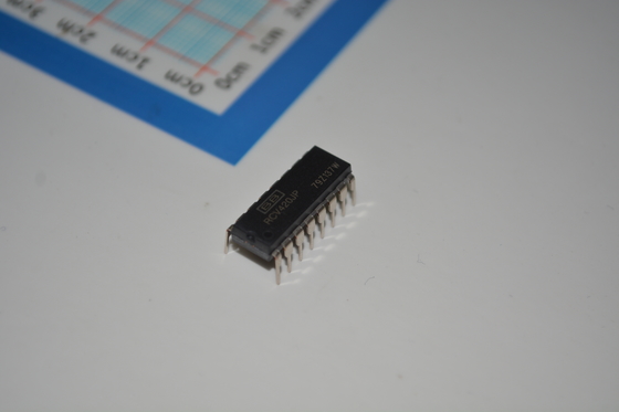 RCV420JP Präzisions-4-20mA-Schleifengespeister Empfänger mit 0,1 % Genauigkeit Spannungsausgang On-Chip-Referenz Ultra-niedriger Drift & Rauschen für robuste Industriesysteme