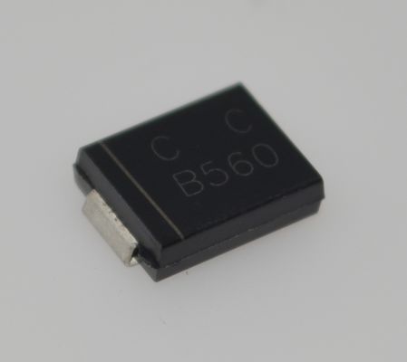 CDBC560-G 560Ω@100MHz Allgemeinmodus Ersticken hoher Strom Nennwert Breiter Temperaturbereich Niedriger DCR Ausgezeichnete EMI-Unterdrückung RoHS-konform Kompaktes Design Strom- und Datenleitungsschutz