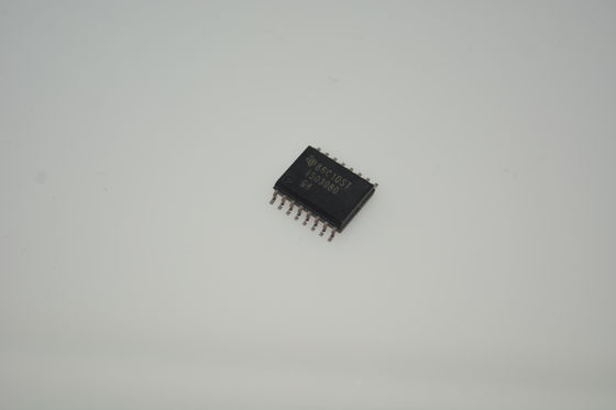 CP2102-GMR USB-UART-Brücke Single-Chip-Lösung Integrierter USB and Kristall 9600 bps bis 2 Mbps Baud 512-Byte-Puffer Volle GPIO Kompaktes QFN Lizenzfreie Treiber