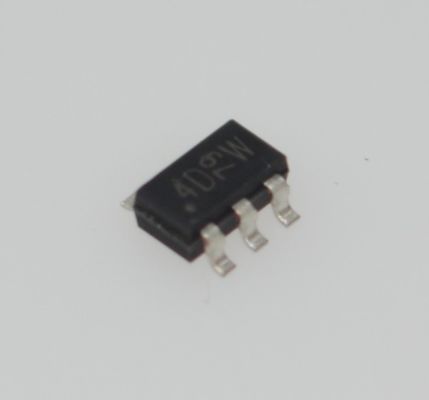 PRTR5V0U4D125 ESD-Schutzdiode 5V Klemmung Ultra-niedrig 0,6pF Kapazität 20kV ESD-Bewertung IEC 61000-4-2 Konform 2-Linien-Bidirectional SOD-923 Miniaturpaket für Hochgeschwindigkeits-Schnittstellen