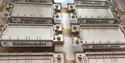 FP25R12KT4 B11 1200V 25A PIM IGBT-Modul mit niedrigem Schaltverlust TrenchStop IGBT4 integrierte NTC isolierte Kupferbasisplatte 150°C Betrieb PressFIT Technologie für Motorantriebe