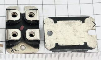 IXFN56N90P 900V 56A N-Kanal MOSFET Ultra-Low Rds ((on) 135mΩ HiPerFETTM Polar Technologie Schnellkörperdiode Niedrig Qg Hochgeschwindigkeitsschalter SOT-227B Paket für UPS und Antriebe