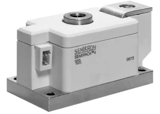 SKKE600/16 1600V 600A Einzeldiodenmodul Ultra-Low VF 1.5V Hochspannungstrom 22kA SEMIPACK4 Isolierte Basis Ausgezeichnete Wärmeübertragung Hohe Zuverlässigkeit UL-zertifiziert für Berichterstatter und Schweißen