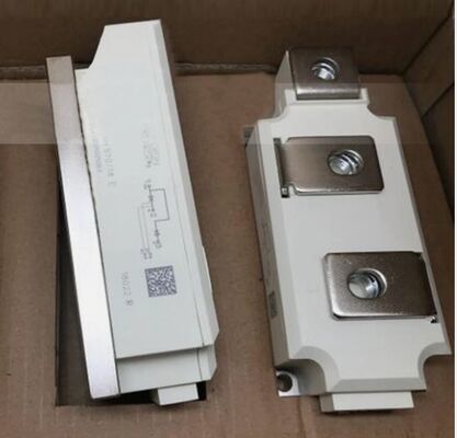 SKKH570/18E 1800V 570A Thyristor-Diode-Modul, doppelt seriell, verstärktes Gate, niedrige VF 1,44V, 19kA Stoßstrom, AlN-Keramiksockel, Druckkontakte, UL-zertifiziert für Sanftanlasser