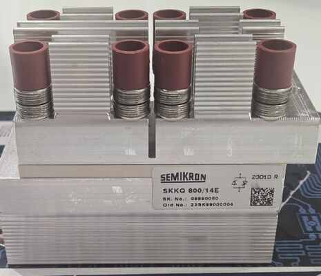 SKKQ800/14E 1400V 800A Einzel-Tyristor-Modul Schnellschaltbarkeit Niedrig VF 1.37V 12kA Überspannung AlN Keramik-Basisdruckkontakte Verstärkungstor UL-zertifiziert für Soft Starter und Inverter