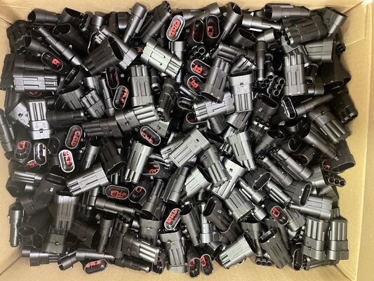 282105-1 3-Position 5,0mm Raster Buchsenleiste Vertikal Durchsteckmontage mit Gehäuse, Riegel und Verpolungsschutz, 9A Nennstrom für Netzteile und Industriesteuerungen