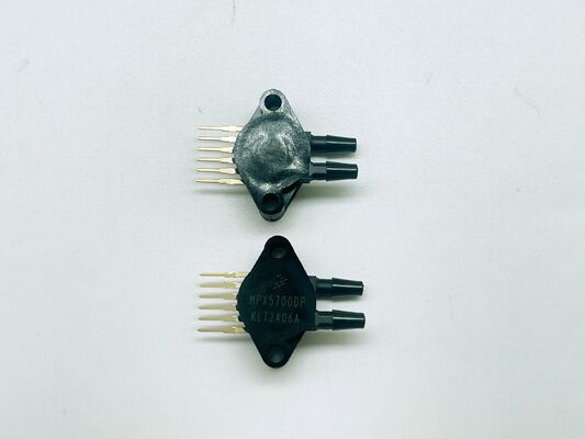 MPX5700DP Differenzdrucksensor 0 bis 700 kPa Bereich 2,5% Genauigkeit 4,7V Ausgang Temp kompensiert analog aus zuverlässig für industrielle