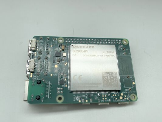 SC200EWFDA-G55-UNNNA SMD Alum Elektrolytik 200V Nennwert 105°C niedrige Impedanz lange Lebensdauer hohe Wellenwirkung -40 bis +105°C für Leistung und LED