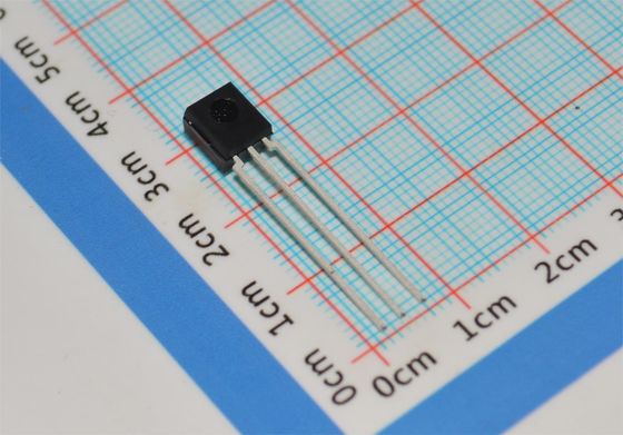 P34836 5G NR HF-Leistungsverstärker 3.3-5V Versorgung 28dB Gewinn 30-6000MHz QFN-16 +105°C Betrieb Integrierte Bias-Kontrolle
